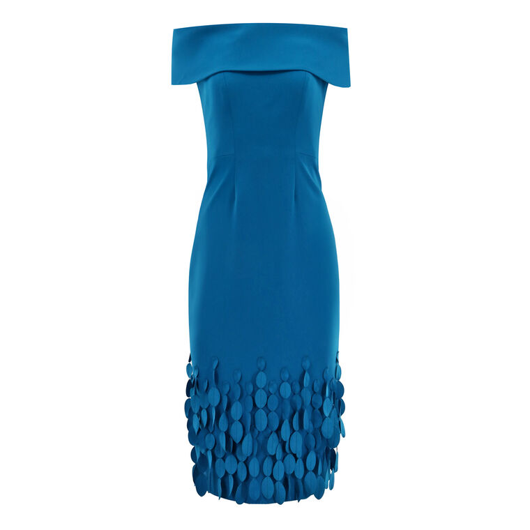 Off Shoulder Narrow Collar Dress With Disc Hem image number null
