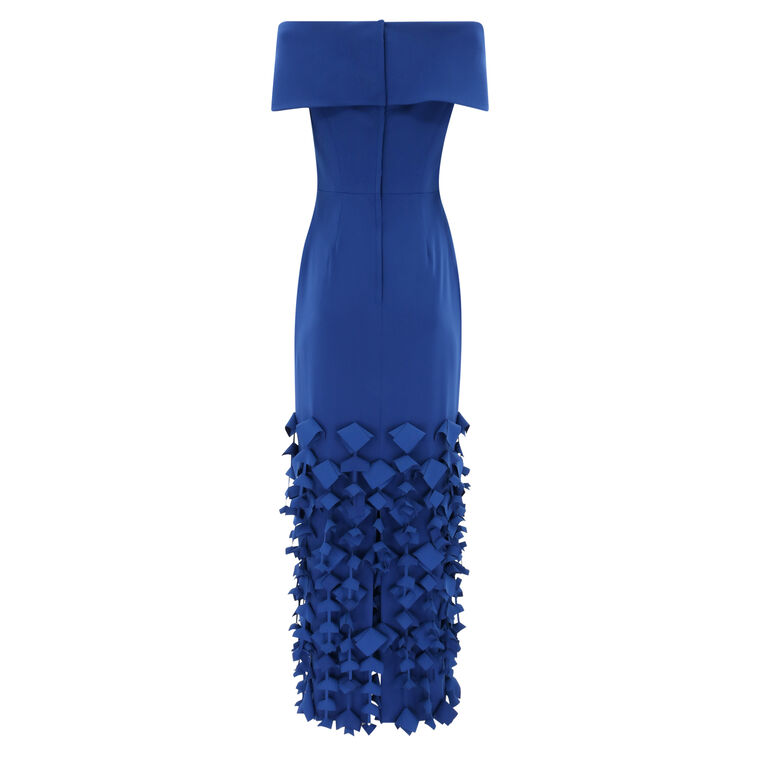 Off-Shoulder Roll Collar Gown With Diamond Hem image number null