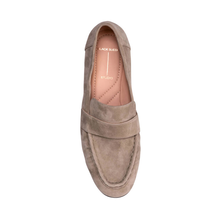 Arrow Suede Loafer image number null