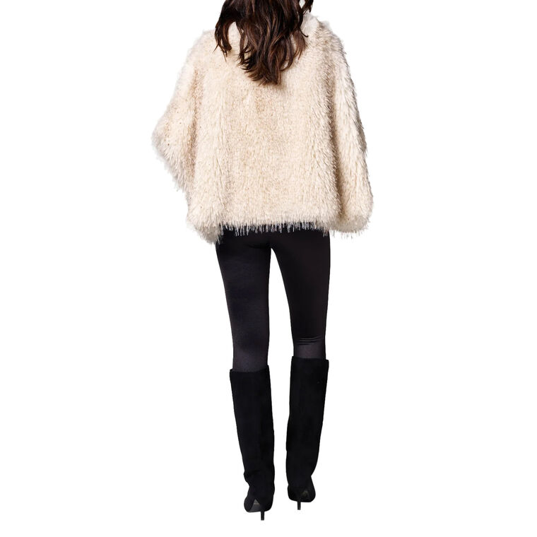 Colette Cape image number null