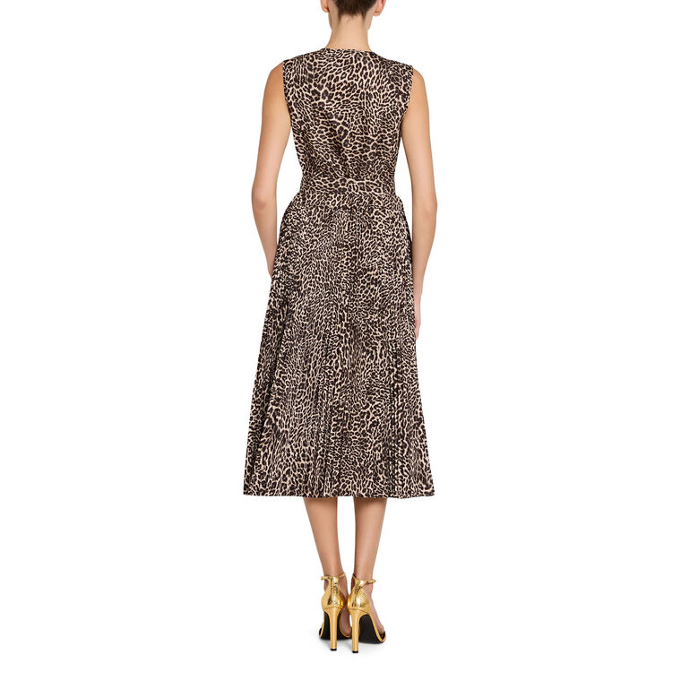 Stella Sleeveless Leopard Print Pleated Midi Dress image number null