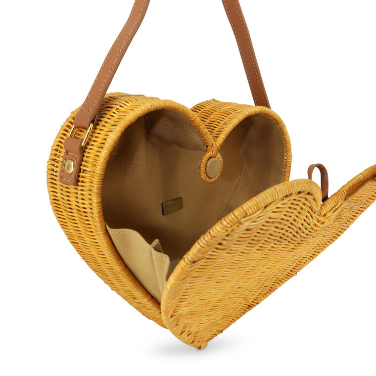 Pulsating Heart Wicker Bag image number null