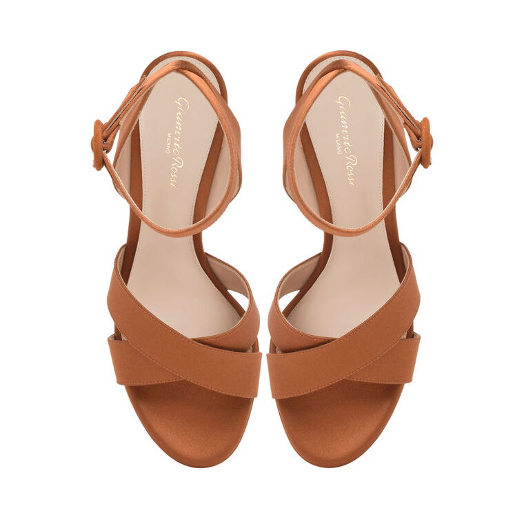 Sabrina Platform Pump image number null