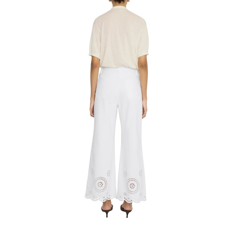 The Eyelet Flare image number null