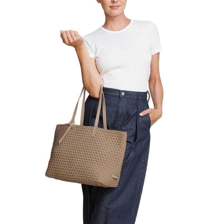 Jetsetter Small Tote image number null