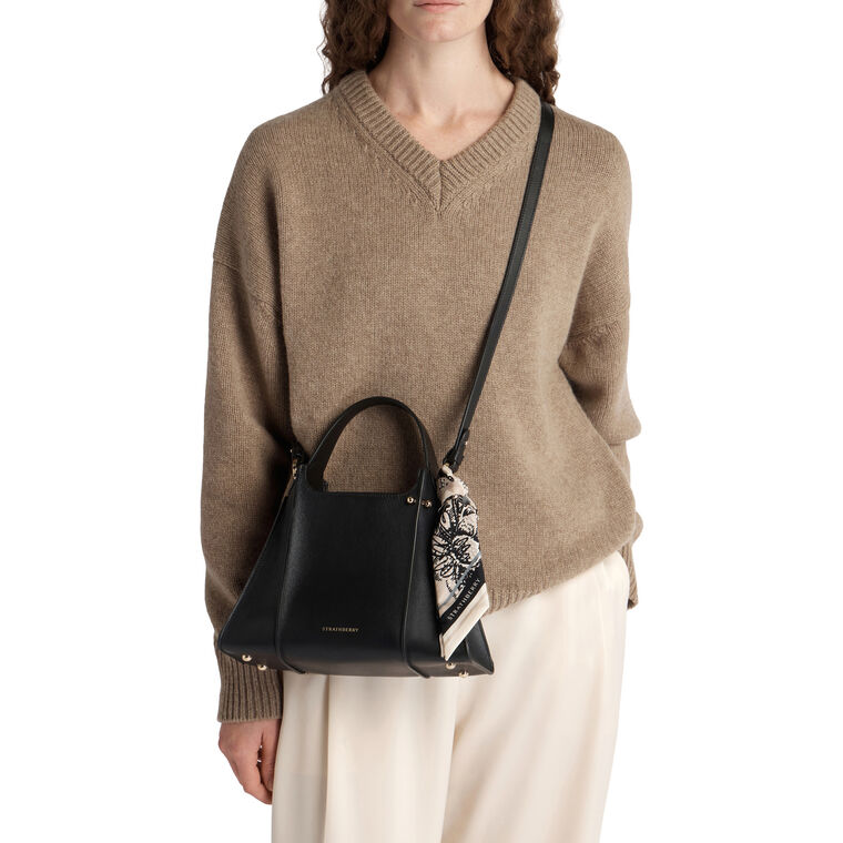 Arkshell Top Handle Bag image number null
