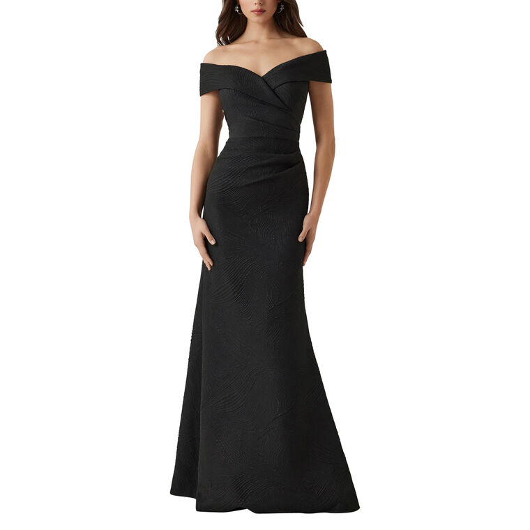 Metallic Jacquard Wavy Pattern Portrait Gown image number null