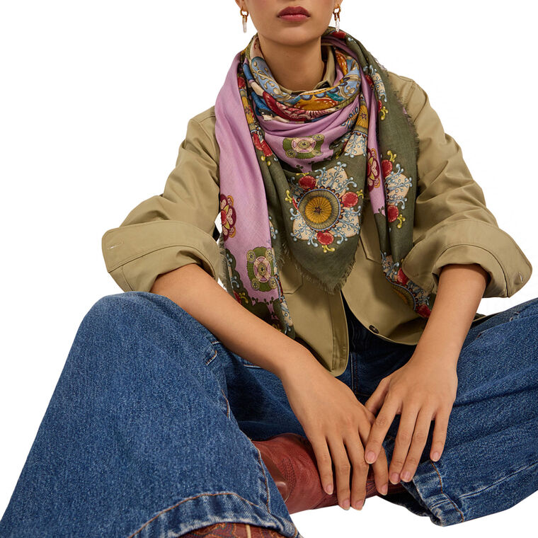 Square Scarf image number null