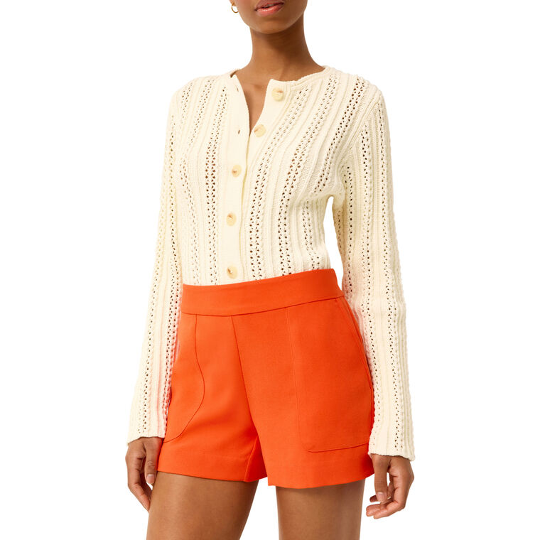 Mia Short image number null