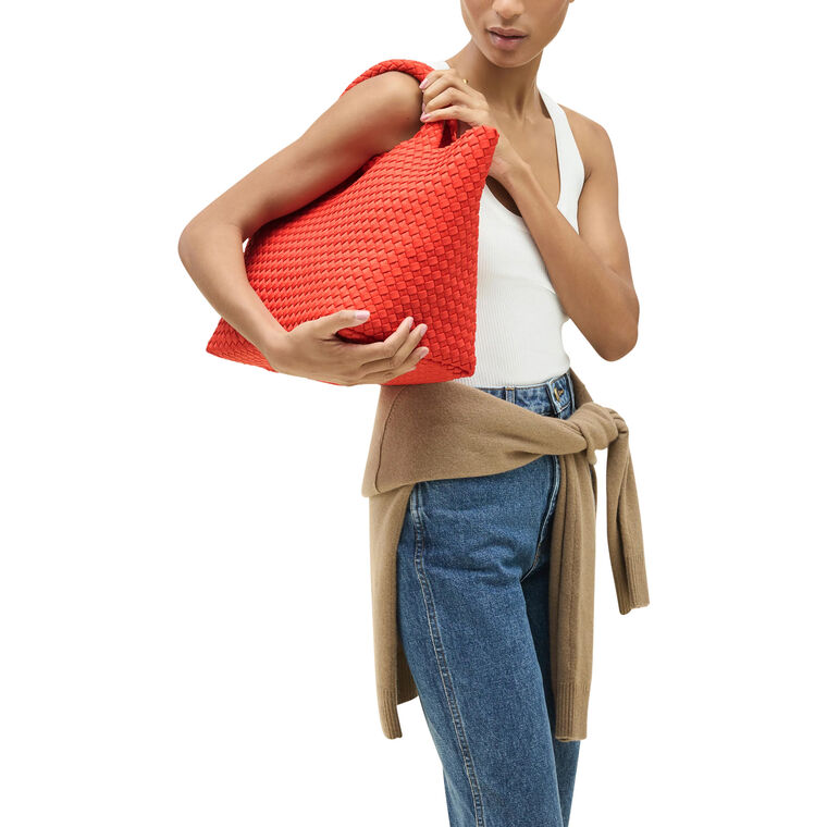 St. Barths Medium Tote image number null