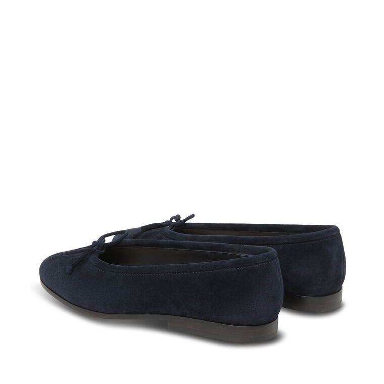 Noelle Flat image number null