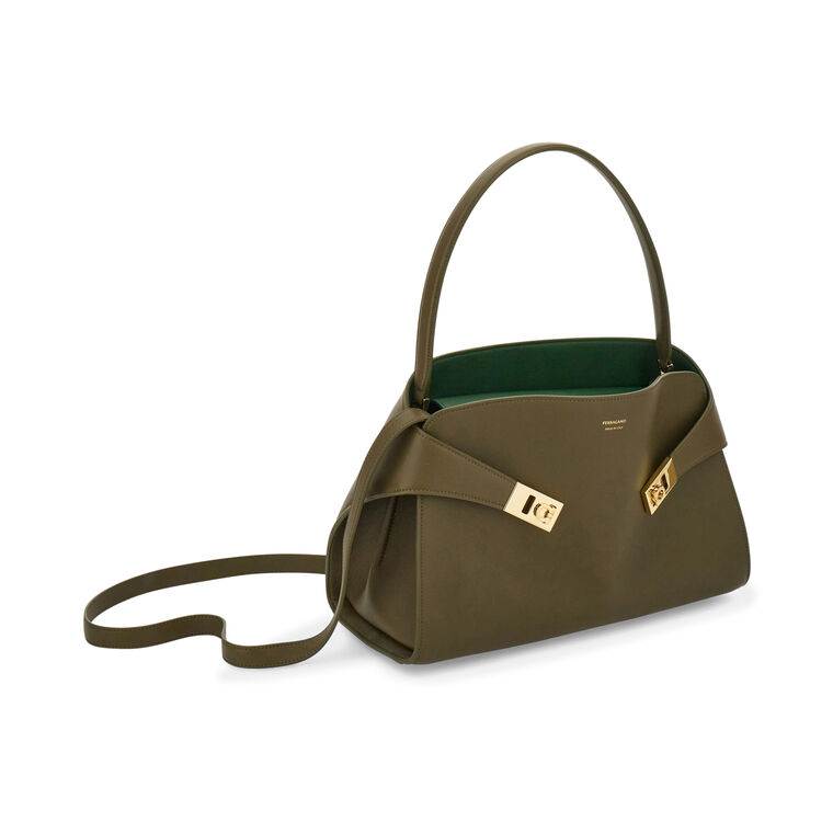 Hug Soft Bicolor Shoulder Bag image number null