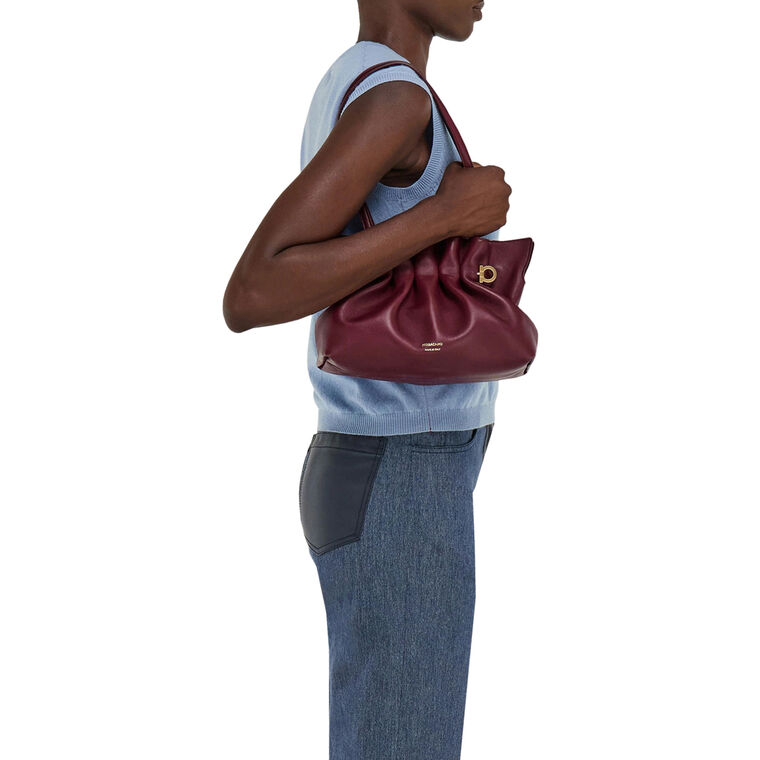 Soft Shoulder Bag image number null