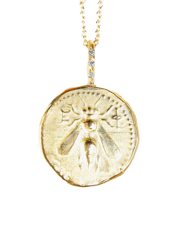 Arifact Bee Dear with Diamond image number null