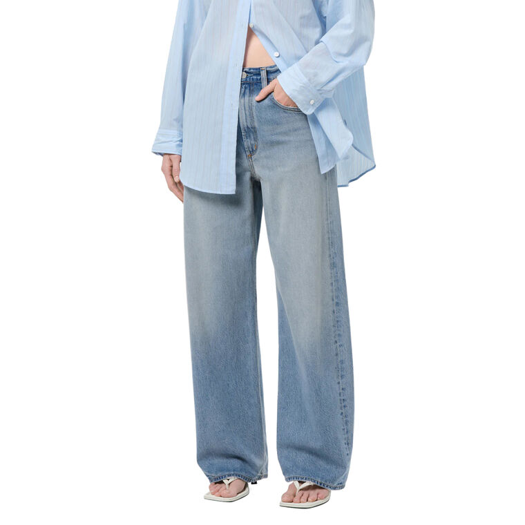 Low Curve Jean image number null