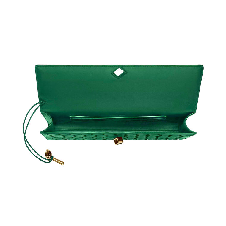 Andiamo Clutch image number null