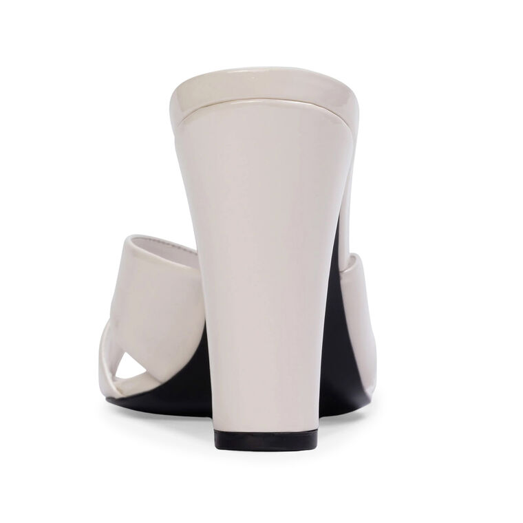 Aika 95mm Patent Leather Mule image number null