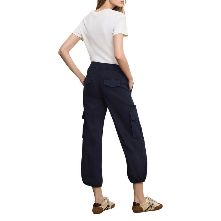 Dari Wide-Leg Barrel Cargo Pant image number null