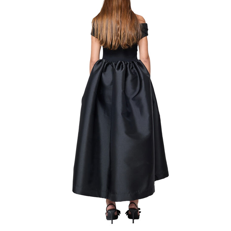 Heavy Satin Off-The-Shoulder Puff Skirt Princess Dress image number null