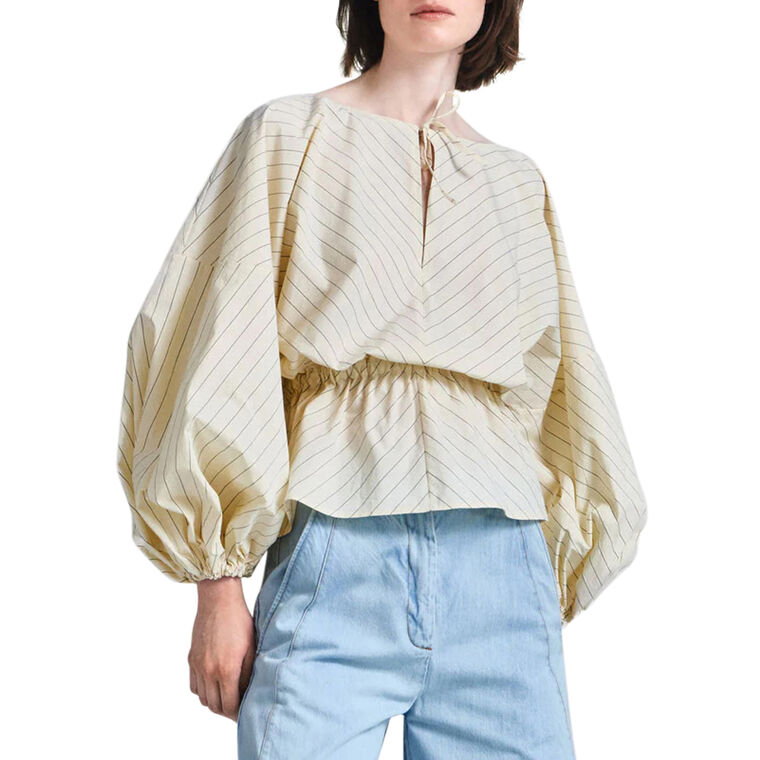 The Sonnet Top image number null