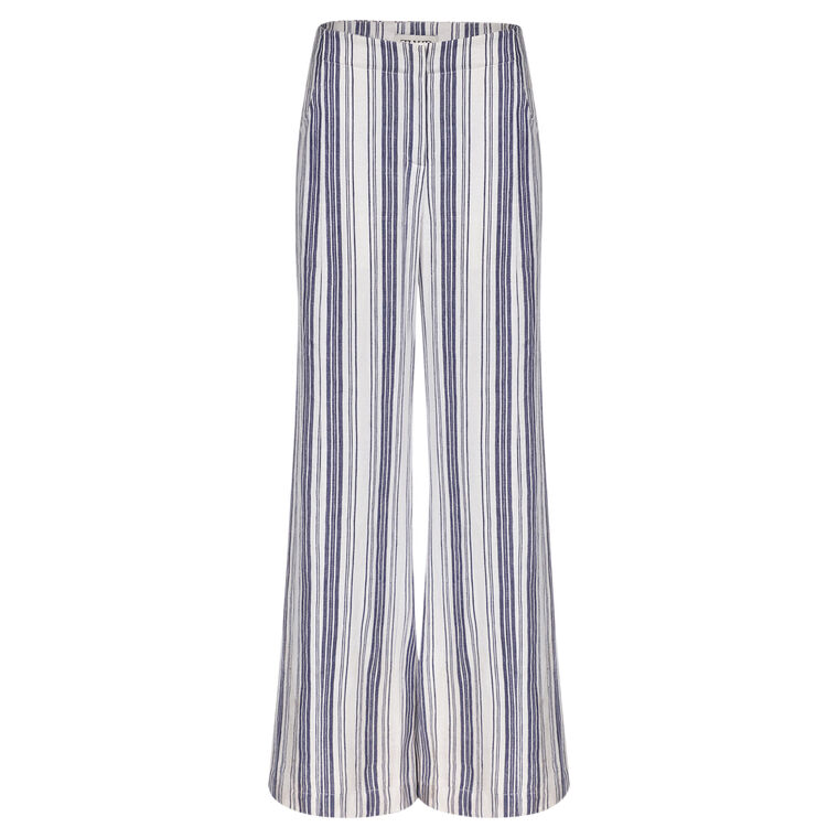 Demie Pant image number null