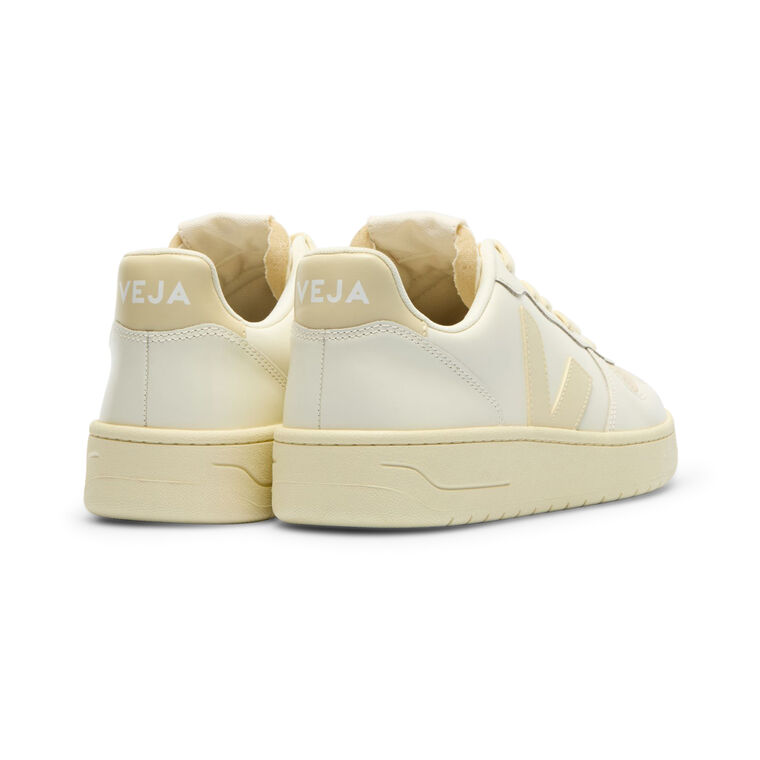 V-10 Leather Sneaker image number null
