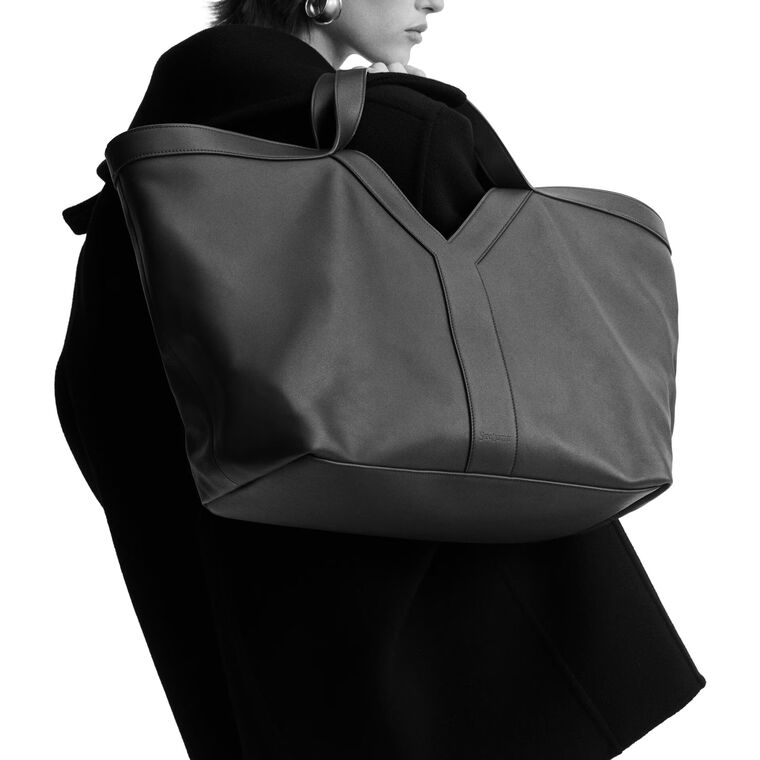 Y Leather Tote Bag image number null