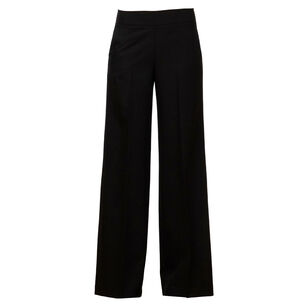 Carla Pant