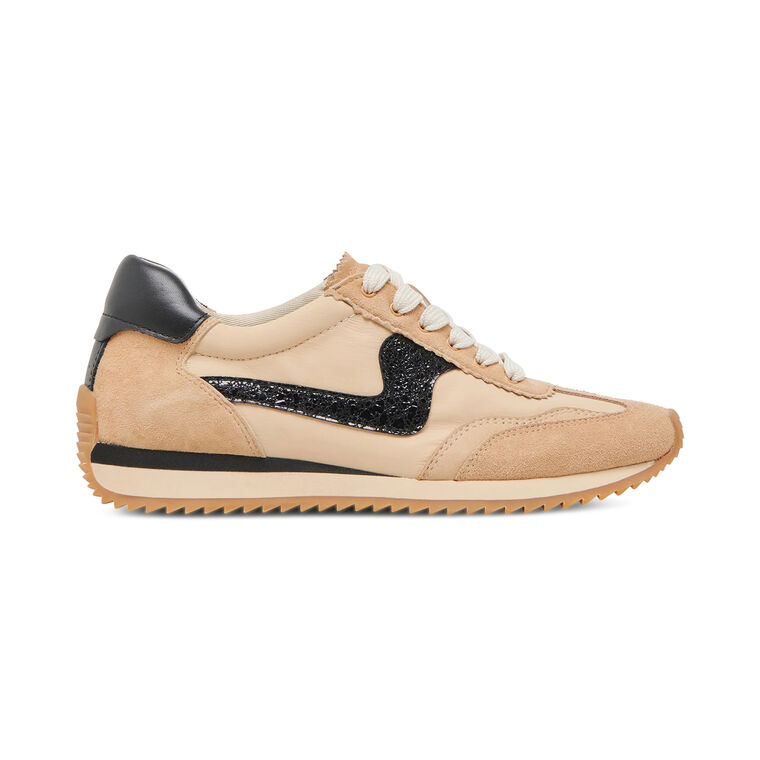 B.NTCD Sneaker image number null