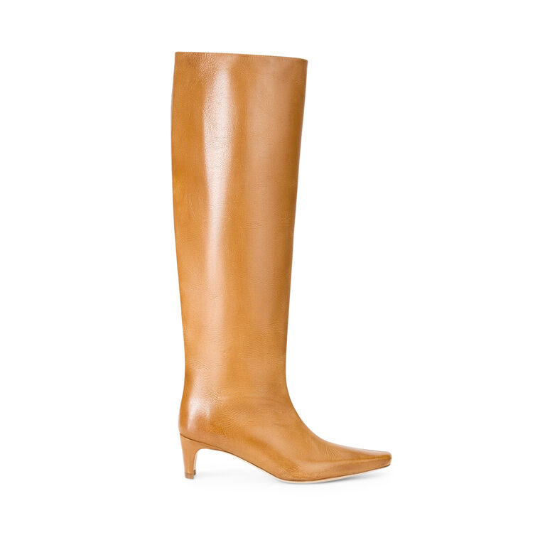 Wally Boot image number null