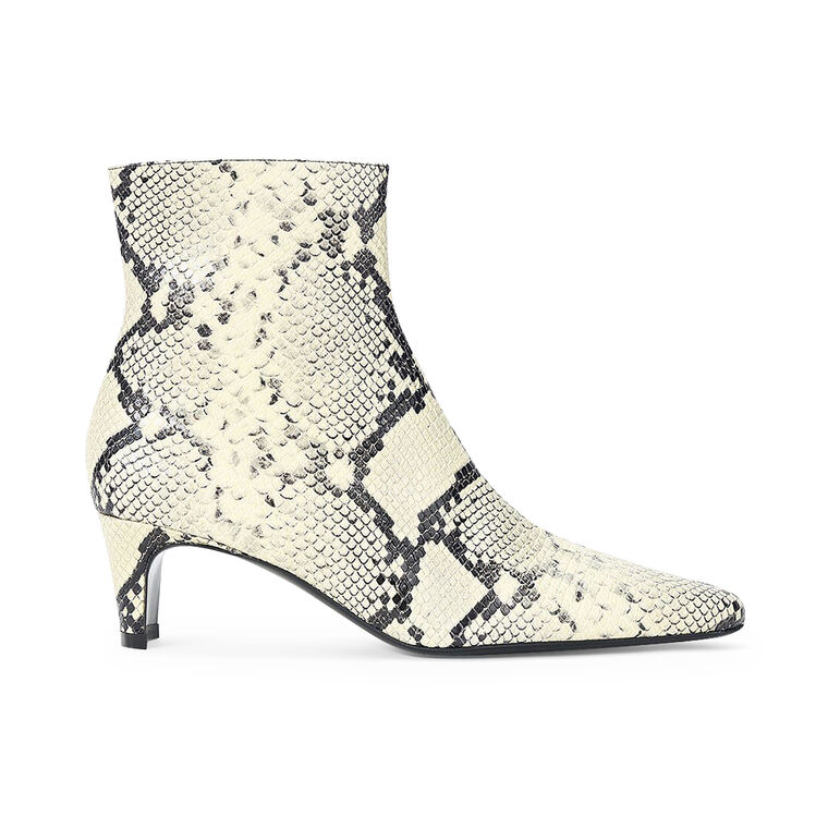 Wally Leather Ankle Boot image number null