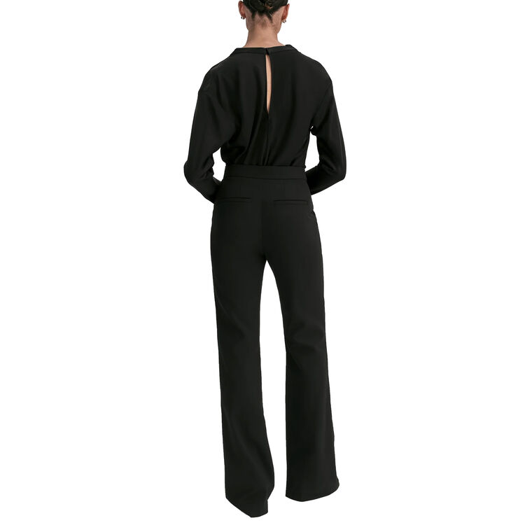 Sophie Pant image number null
