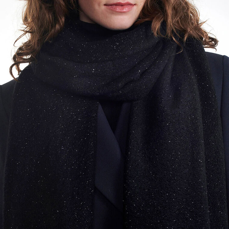 The Glaciale Scarf image number null