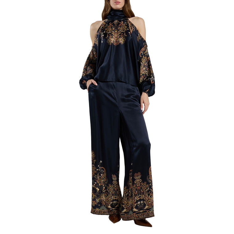 Marta Pant image number null