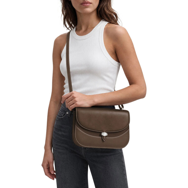 Dash Saddle Bag image number null
