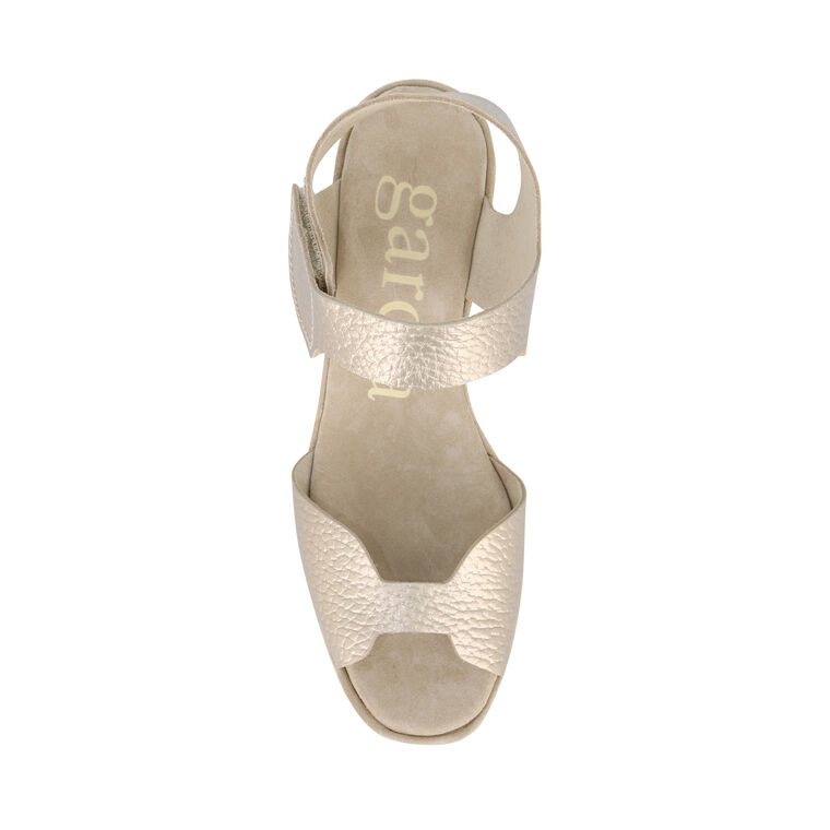 Fama Simple Wedge Sandal image number null