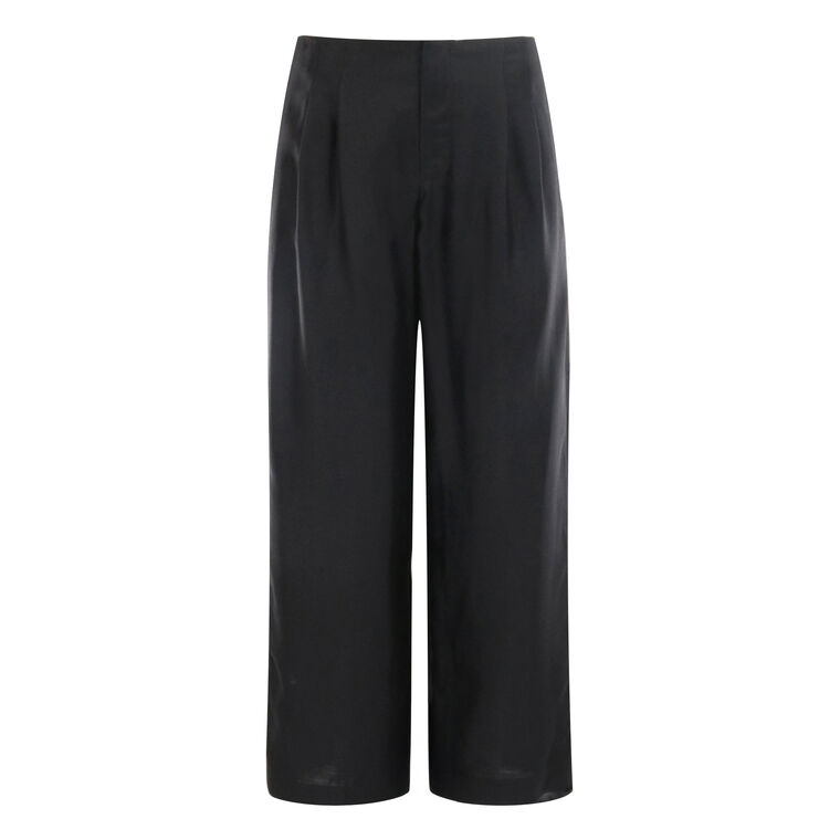 Pierre Pant image number null