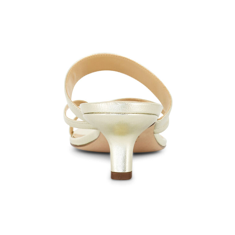 Alanis Sandal image number null