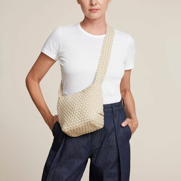 Laguna Crossbody image number null