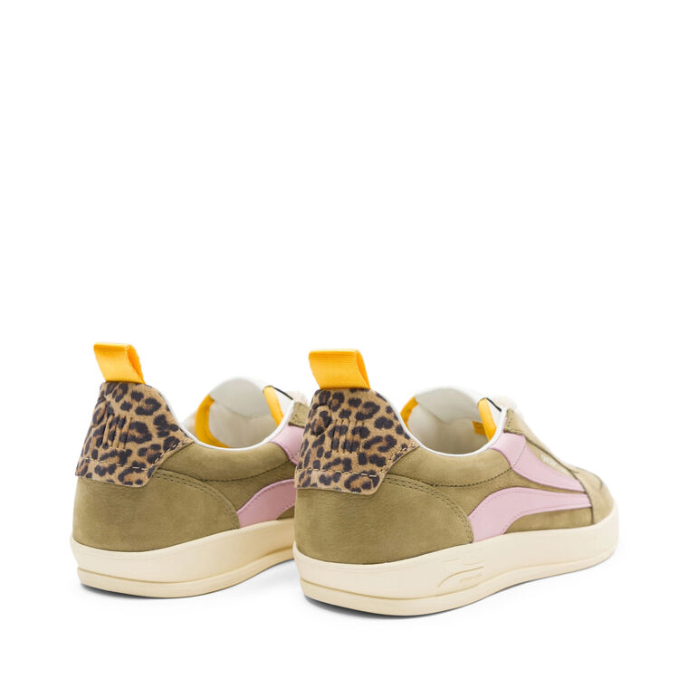 Fez Sneaker image number null