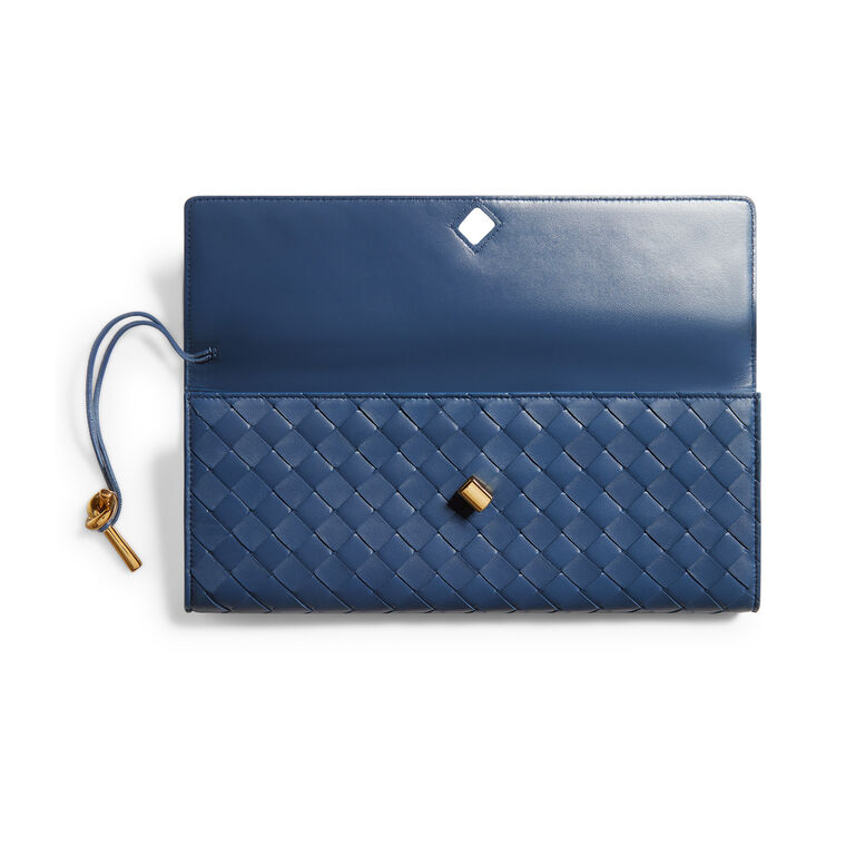 Andiamo Clutch image number null