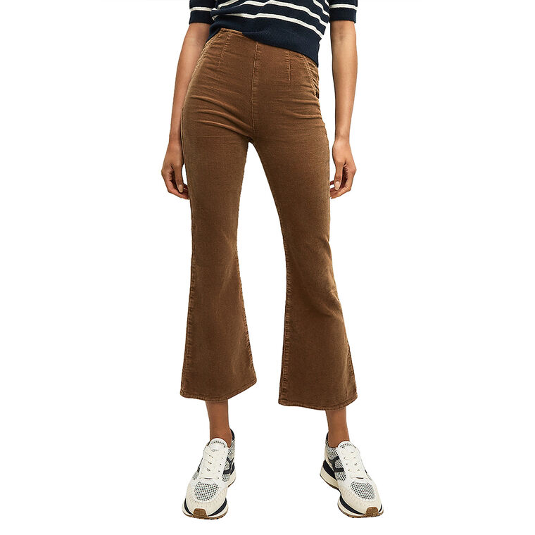 Carson Corduroy Off-Duty Kick-Flare Pant image number null