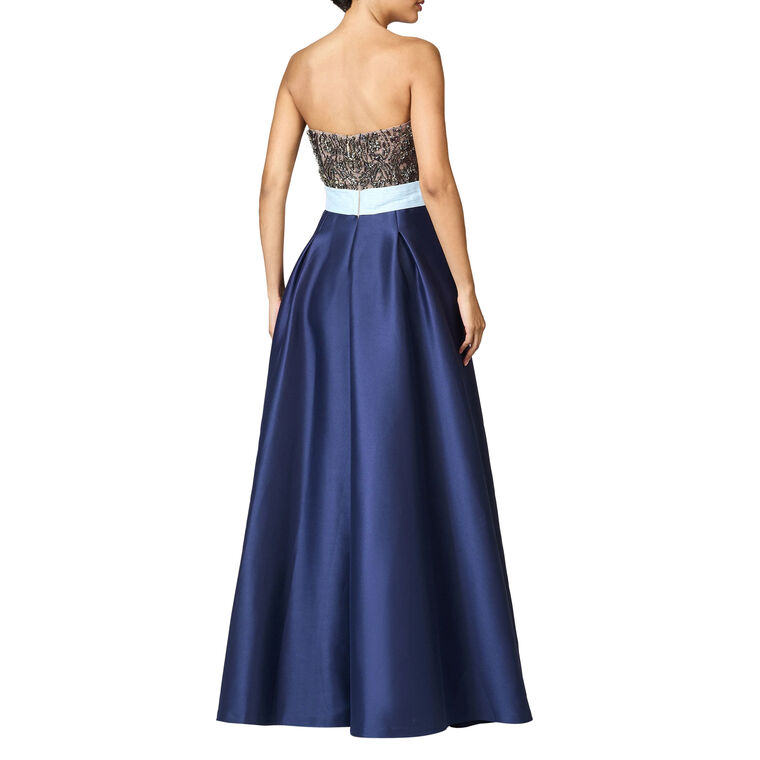Colette Gown image number null