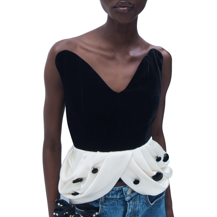 Dean Bustier image number null