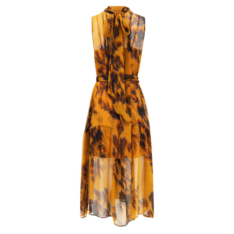 Luna Dress image number null