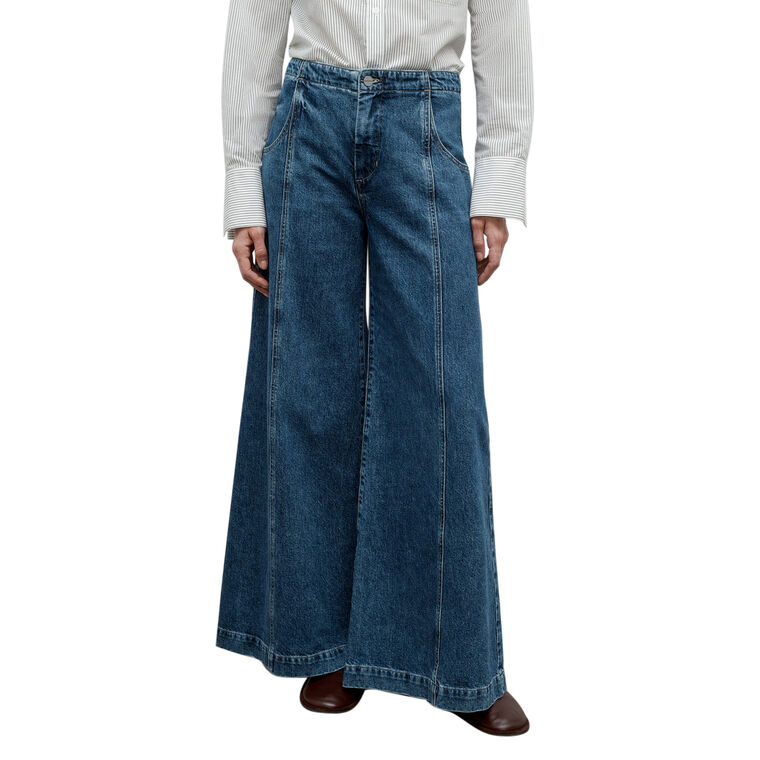 Dancing In the Dark Ultra Wide-Leg Jeans image number null