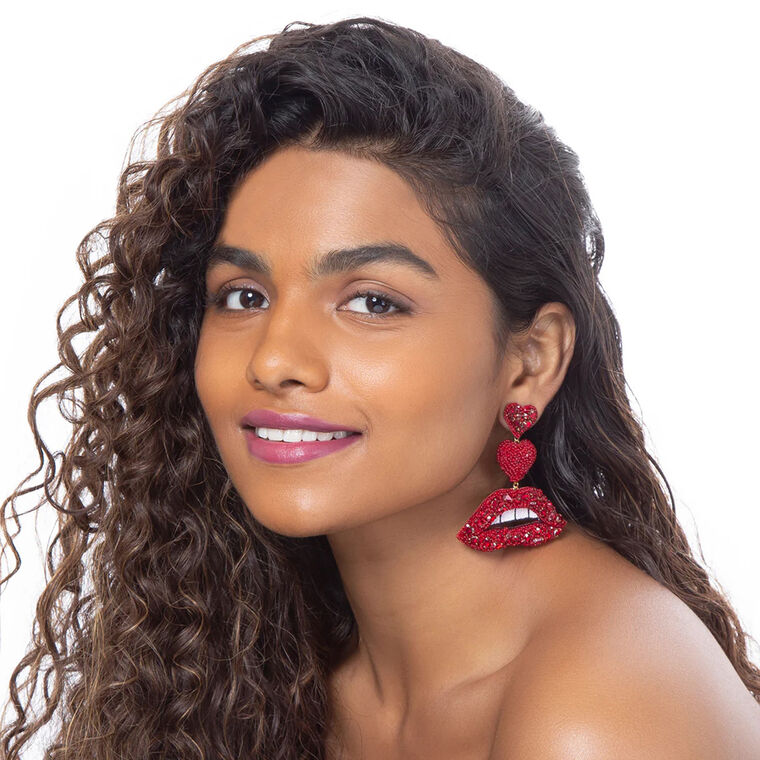 Lips Earrings image number null