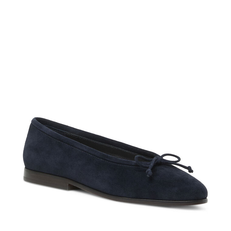 Noelle Flat image number null