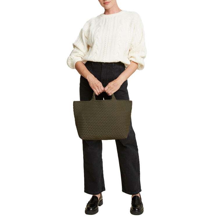 St. Barths Medium Tote image number null