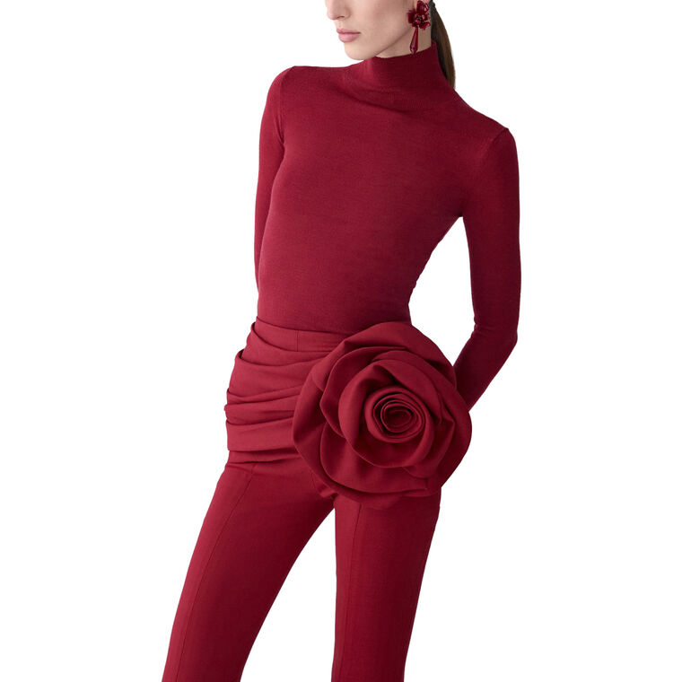 Merino-Silk Long Sleeve Turtleneck Sweater image number null